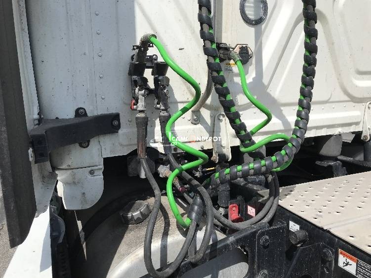 Truck Thumbnail 13