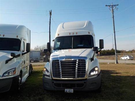 Truck Thumbnail 3