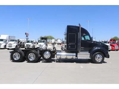 Truck Thumbnail 4