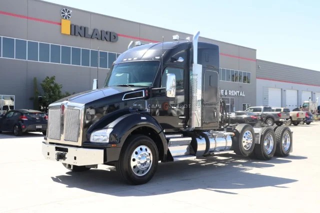Truck Thumbnail 3