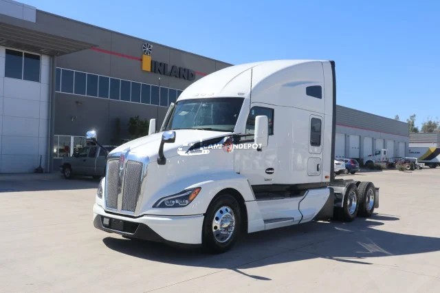 Truck Thumbnail 3