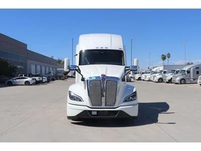 Truck Thumbnail 2