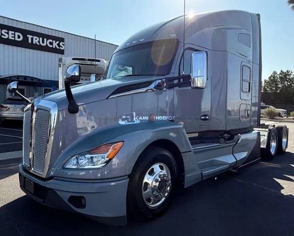 Truck Thumbnail 3