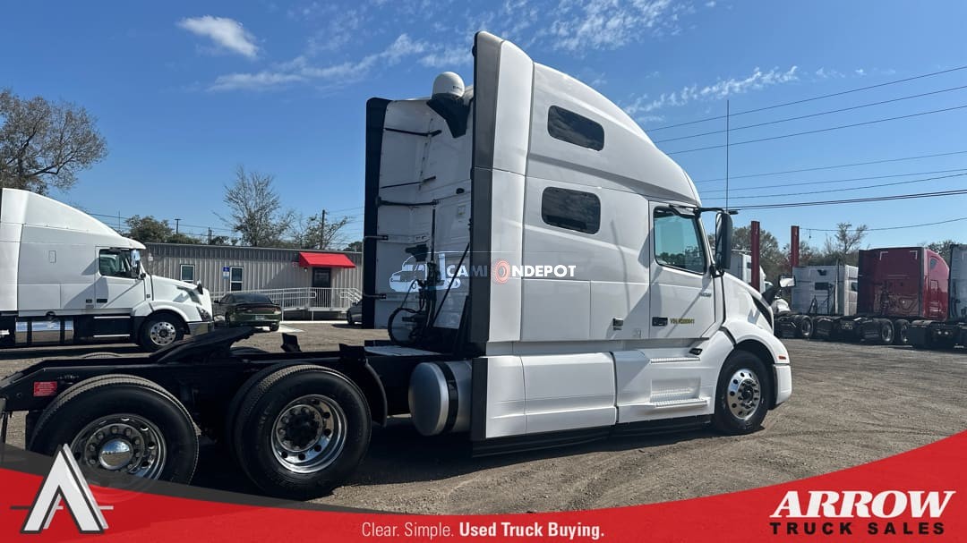 Truck Thumbnail 2