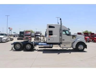 Truck Thumbnail 4