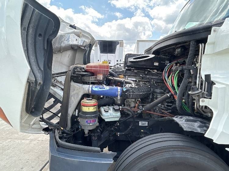 Truck Thumbnail 12
