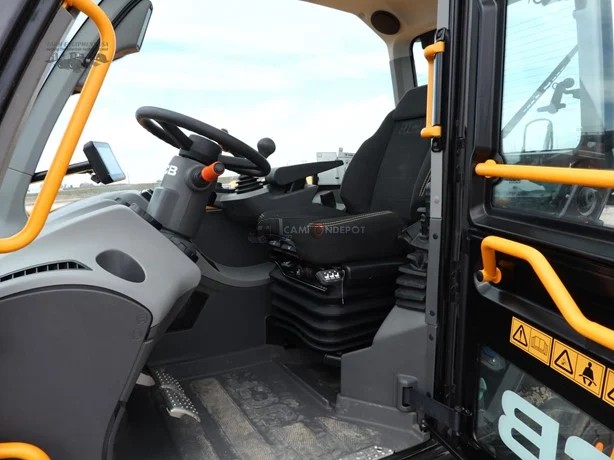 Truck Thumbnail 5