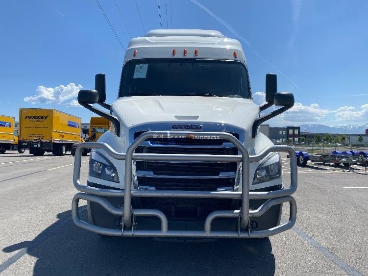 Truck Thumbnail 3