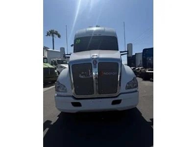 Truck Thumbnail 2