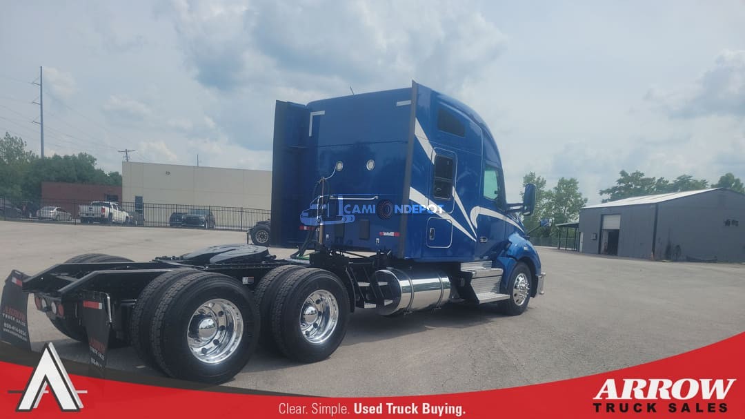 Truck Thumbnail 2