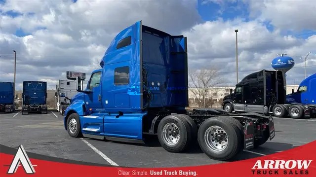 Truck Thumbnail 4