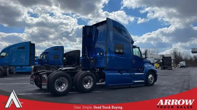 Truck Thumbnail 2