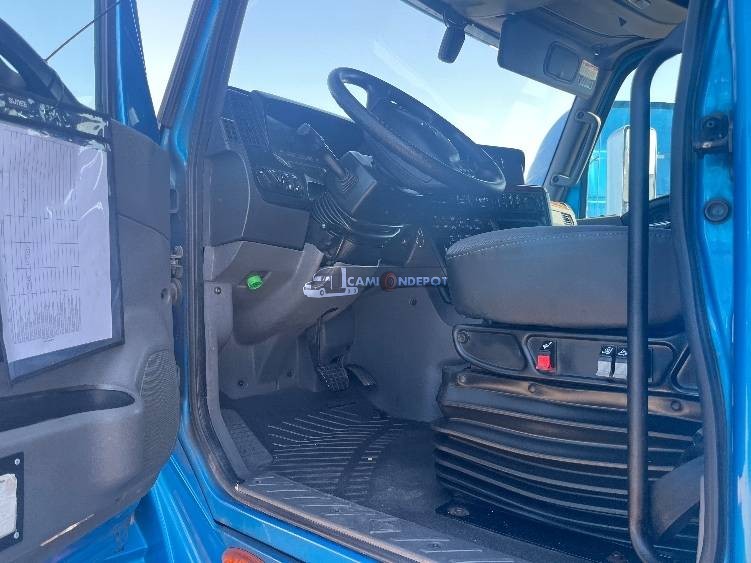 Truck Thumbnail 5