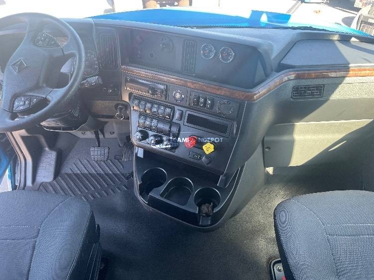 Truck Thumbnail 6