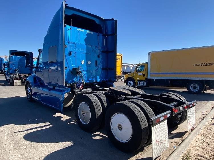 Truck Thumbnail 4