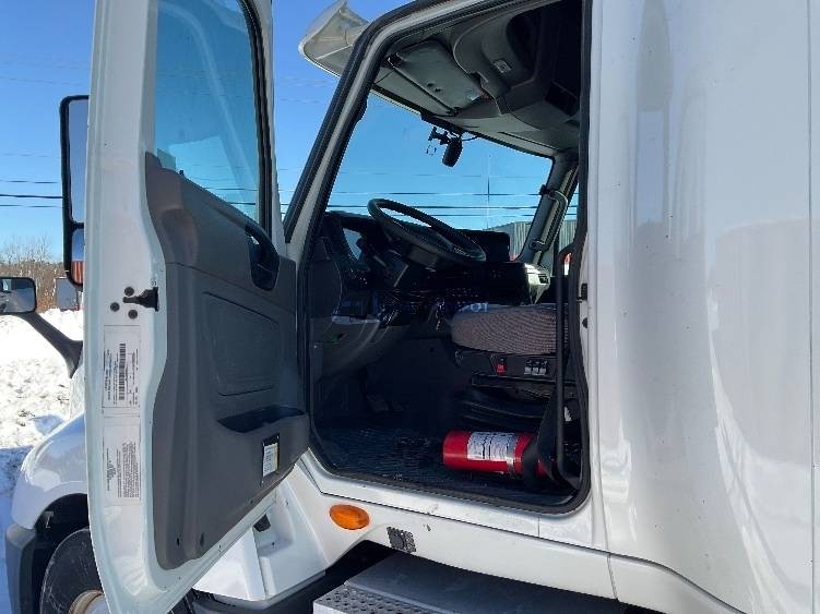 Truck Thumbnail 5