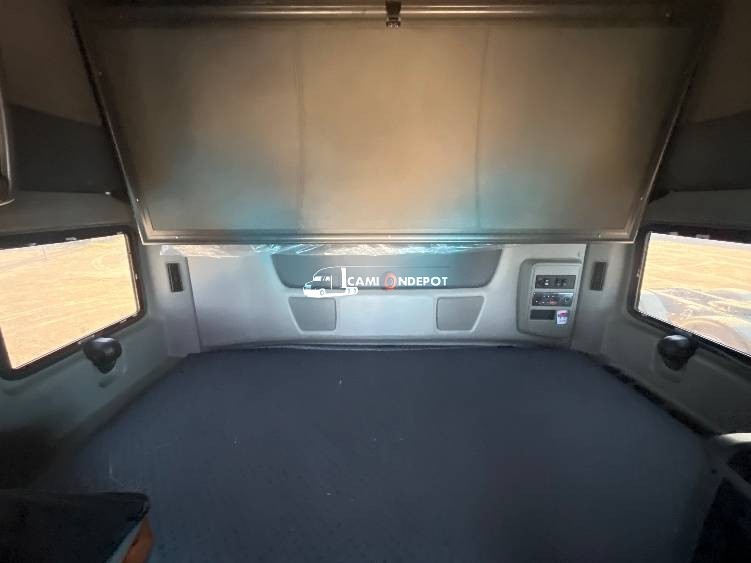 Truck Thumbnail 8