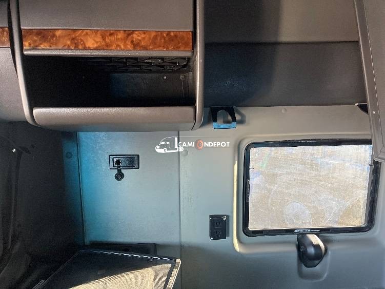 Truck Thumbnail 9