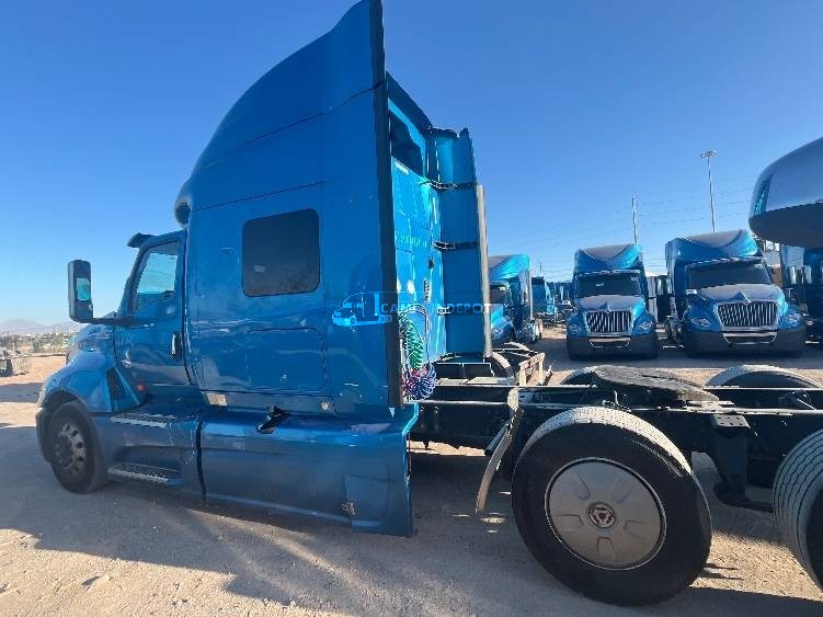 Truck Thumbnail 4