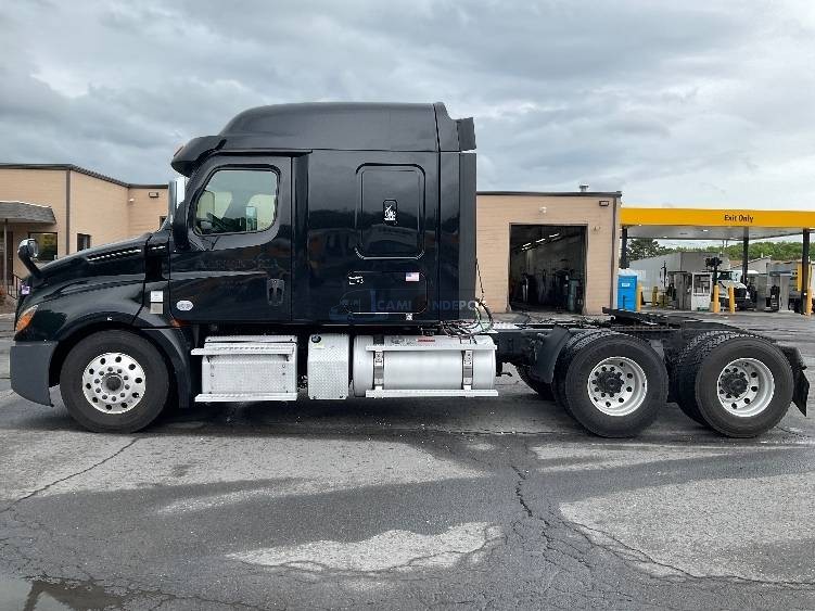 Truck Thumbnail 4