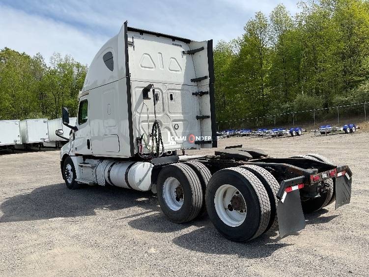 Truck Thumbnail 4