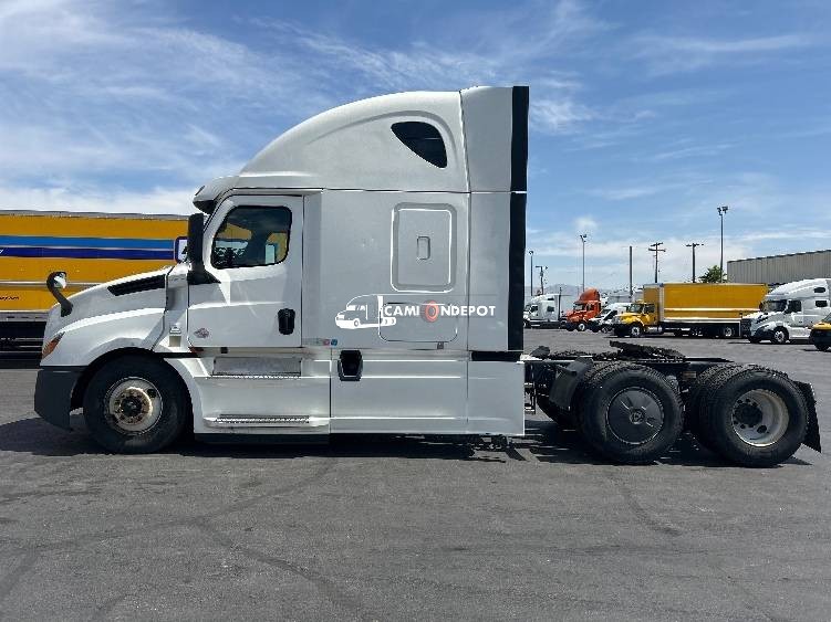 Truck Thumbnail 4