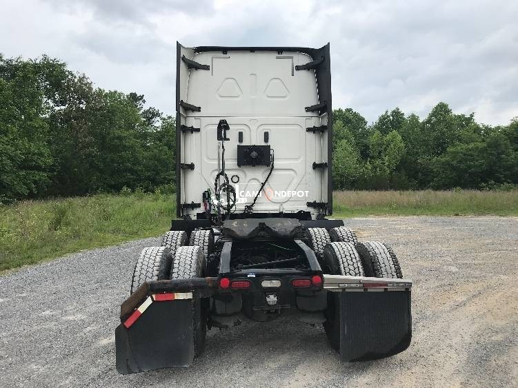 Truck Thumbnail 3