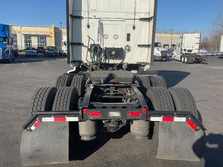 Truck Thumbnail 5