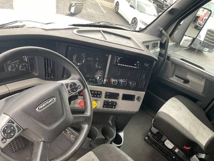 Truck Thumbnail 6