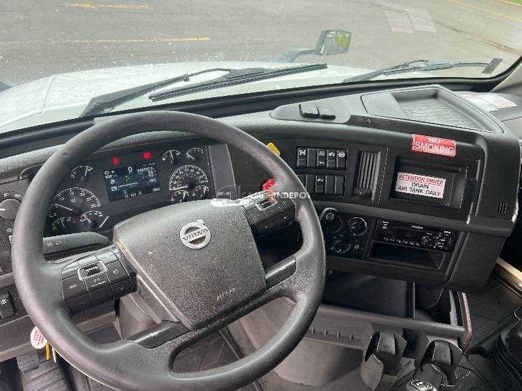 Truck Thumbnail 6