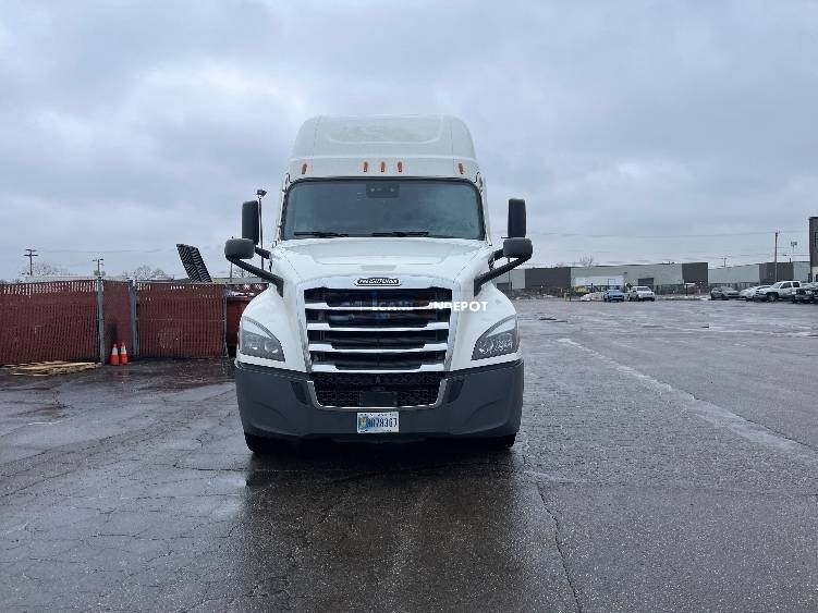 Truck Thumbnail 2