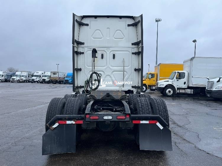 Truck Thumbnail 4