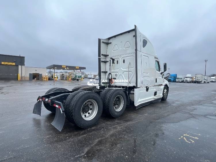 Truck Thumbnail 5