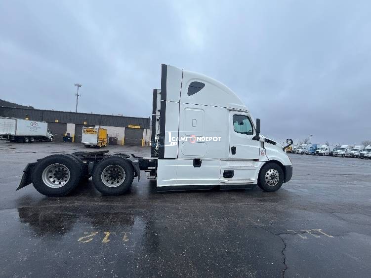 Truck Thumbnail 6
