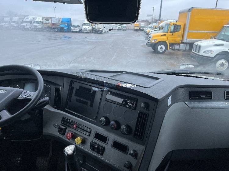 Truck Thumbnail 8