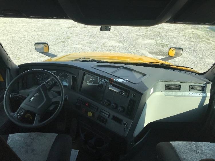 Truck Thumbnail 7