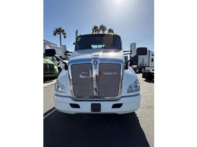 Truck Thumbnail 2