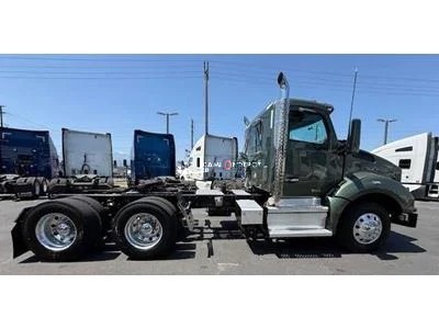 Truck Thumbnail 4