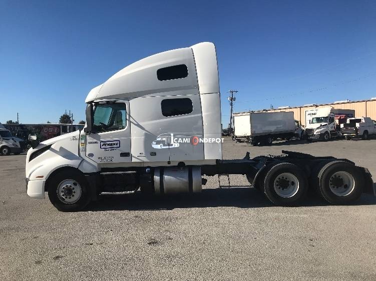 Truck Thumbnail 3