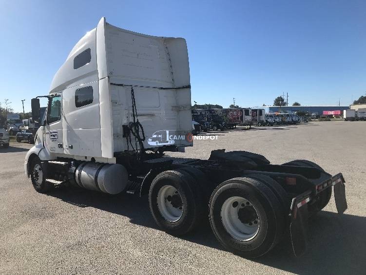 Truck Thumbnail 4