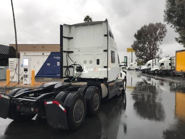 Truck Thumbnail 5