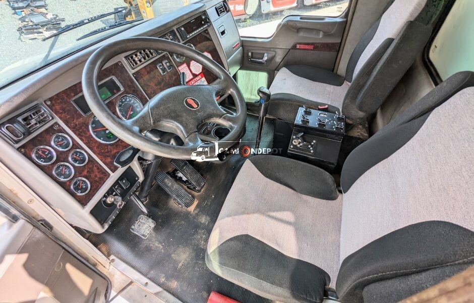 Truck Thumbnail 4