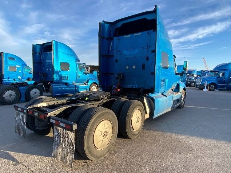 Truck Thumbnail 7