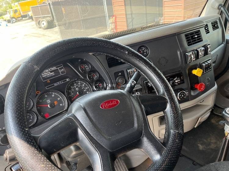 Truck Thumbnail 7