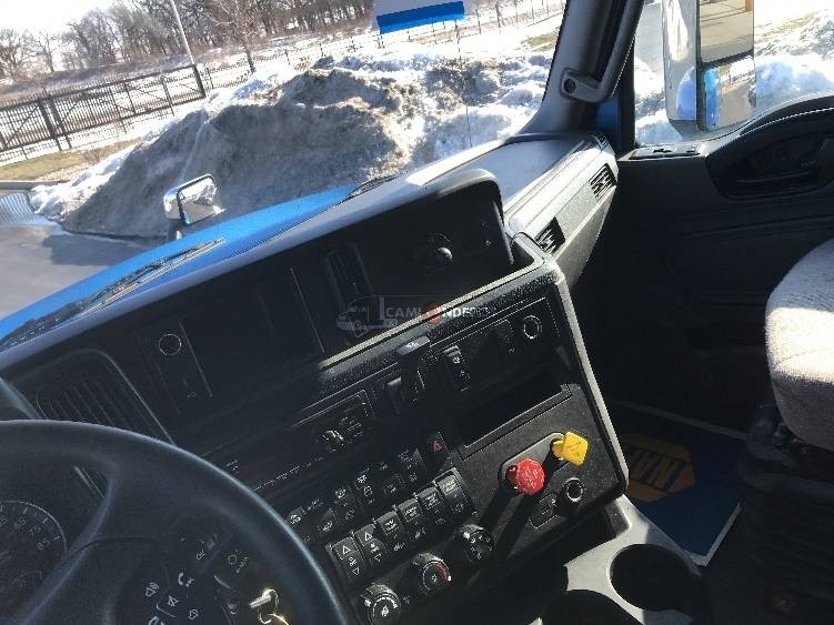 Truck Thumbnail 6