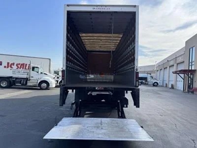 Truck Thumbnail 5