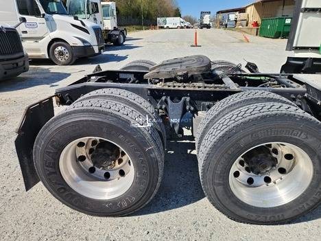Truck Thumbnail 13