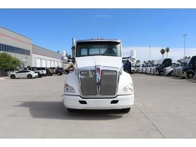 Truck Thumbnail 2