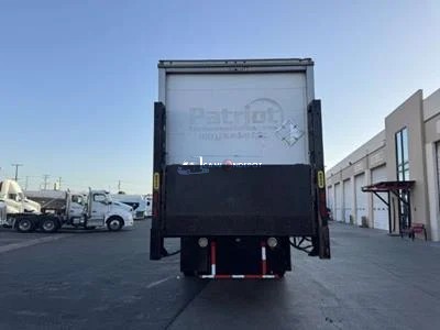 Truck Thumbnail 6