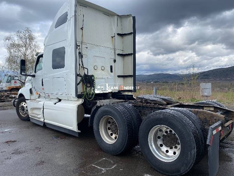 Truck Thumbnail 5